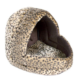 Covered Cat/Small Dog Bed